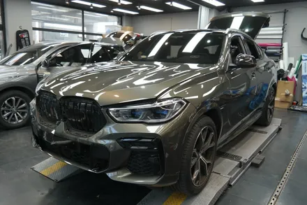 대구랩핑 BMW X6 G06 에이버리 블랙 브러쉬 전체랩핑 시공/대구랩핑/달서구랩핑/다사랩핑/성서랩핑/랩핑맛집/대구랩핑잘하는곳 / 대구 달성군