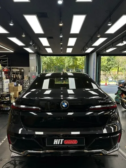 대구BMW I7 듀오톤/대구투톤랩핑/대구코치라인랩핑/대구전체랩핑/대구고광택랩핑 / 대구 달성군