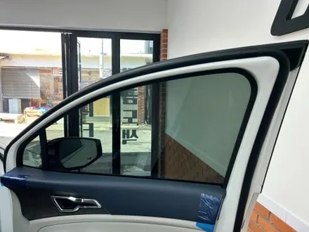 인천스포티지신차썬팅 레인보우v90 시공후기!