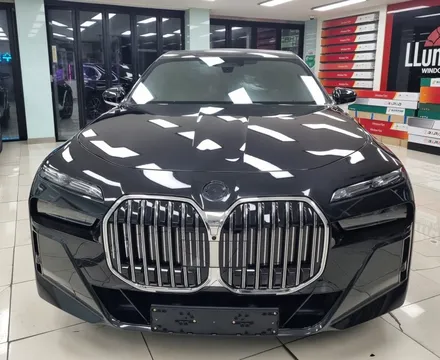 진해 창원 마산 루마썬팅 BMW 7시리즈 740d xDrive 인디비쥬얼 투톤 컬러 랩핑 & 버텍스 650 틴팅 시공 :) / 창원시 진해구