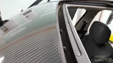 리얼카본 BMW520d 루프스킨 시공. 진해 루마이동점 / 창원시 진해구