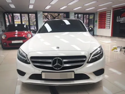 벤츠 c200 에이버리 루프스킨 시공.진해카스킨 전문점 / 창원시 진해구