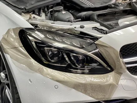 인천랩핑 C63 AMG 크롬딜리트(죽이기)와 라이트필름 시공 / 인천 석남동