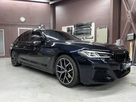 BMW G30 5시리즈 윈도우몰딩 크롬죽이기로 백화와 드레스업 챙기기 / 인천 석남동