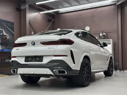 청라 크롬죽이기 고광택필름으로 BMW X6에 적용하다 / 인천 석남동
