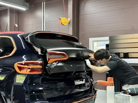 인천랩핑 BMW G05 X5 사틴블랙 전체랩핑과 크롬죽이기 시공기 / 인천 석남동