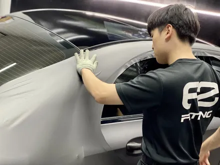 W213 E클래스 매트(무광) 메탈릭 차콜 전체랩핑 보험처리 시공기 / 인천 석남동