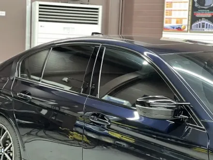 BMW G30 5시리즈 윈도우몰딩 크롬죽이기로 백화와 드레스업 챙기기 / 인천 석남동