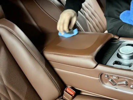 인천 신차패키지 제네시스 G90. B필러 크롬랩핑까지 / 인천 석남동
