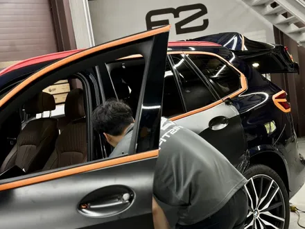인천랩핑 BMW G05 X5 사틴블랙 전체랩핑과 크롬죽이기 시공기 / 인천 석남동