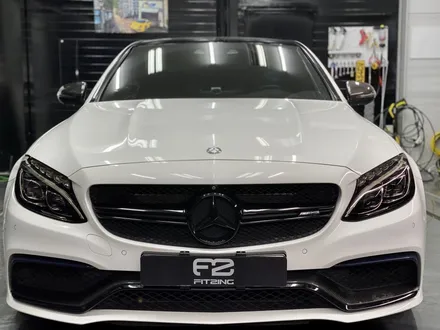 인천랩핑 C63 AMG 크롬딜리트(죽이기)와 라이트필름 시공 / 인천 석남동