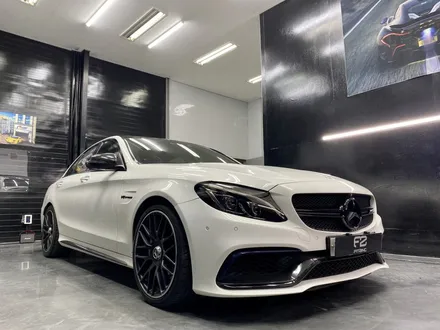 인천랩핑 C63 AMG 크롬딜리트(죽이기)와 라이트필름 시공 / 인천 석남동