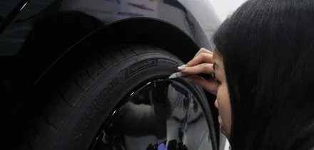 BMW G60 520I 휠도색 말고 휠랩핑으로 완성하기 / 인천 석남동