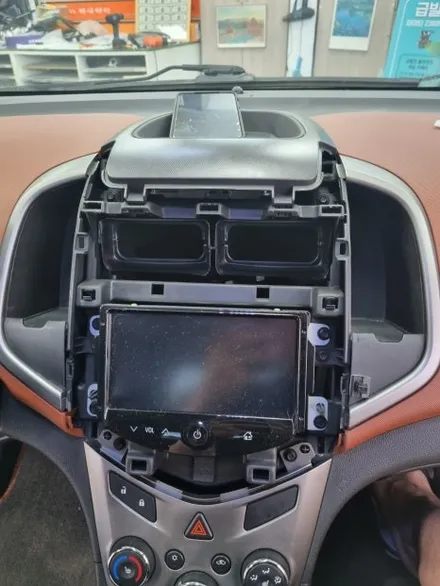 [수원 쉐보레 아베오 안드로이드 오토 , 애플카플레이 사용] 아베오 MY LINK 탈거후 9인치 안드로이드올인원 네비매립!_카앤샵 (화성, 남양, 봉담, 용인, 동탄) / 서울 구로구 개봉동