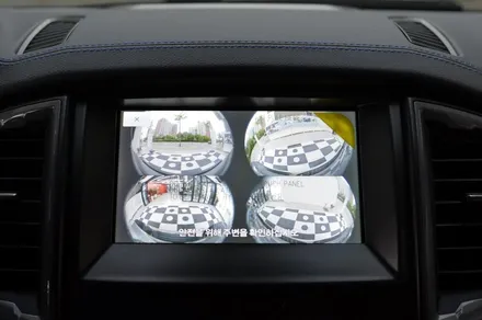 포드 랩터 3D 어라운드뷰 지뷰로 편리한 주행 및 주차하자!