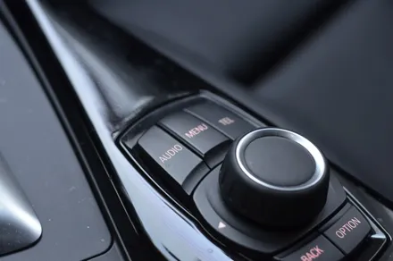 BMW 118d 안드로이드 올인원 10인치 와이드 모니터 교체!!