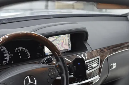 벤츠 S500 11년식 안드로이드 셋탑,  M2C 200A + 리어모니터 연동