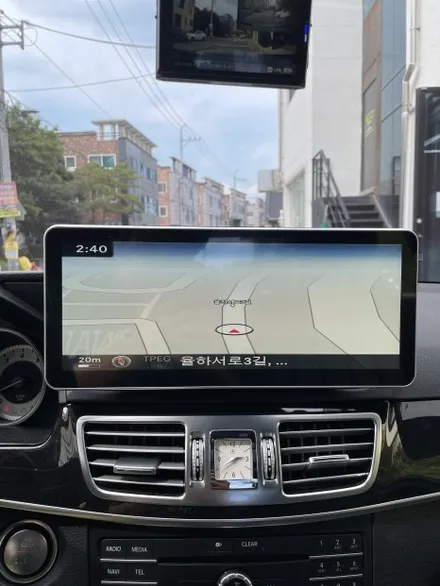 대구 벤츠 W212 E클래스 12.3인치 모니터교체 + 아틀란내비 추가