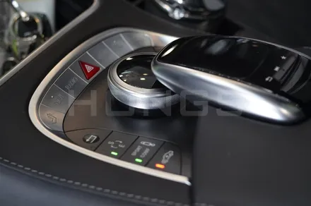 벤츠 마이바흐 S500, 대구 M2C 200A PLUS 장착에 리어모니터 연동까지 완벽하게!