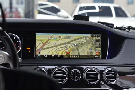 벤츠 S500 대구 네비 매립, M2C200A으로 설치했어요