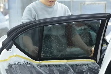 렉서스 CT200h 썬팅, 대구 어보브 율하점 쎄라토나 시공