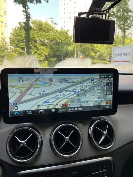 대구 벤츠 X156 GLA200 12.3인치 안드로이드올인원 장착