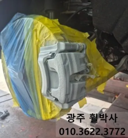 휠박사_<광주아우디Q8 켈리퍼도색(골드)+휠도색(검정반무광)>광주.전남아우디 / 광주 북구 삼각동