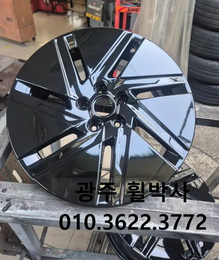 휠박사<광주휠복원·휠도색_광주아이오닉6휠도색(검정유광휠도색)>_광주켈리퍼도색.광주휠도색.전남휠도색.광주휠복원.광주브레이크도색.전남아이오닉6휠도색휠복원 / 광주 북구 삼각동