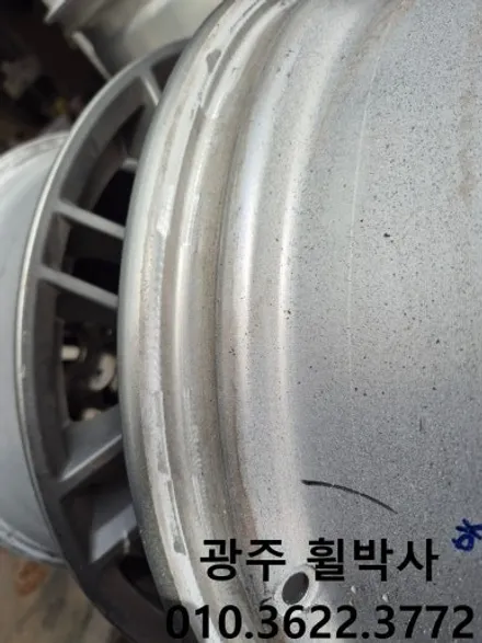 광주전남휠도색[제네시스g70휠도색&브레이크도색으로 새차되자!]광주제네시스휠복원.광주제네시스휠상.광주전남제네시스휠수리.광주제네시스휠도색.제네시스켈리퍼도색 / 광주 북구 삼각동