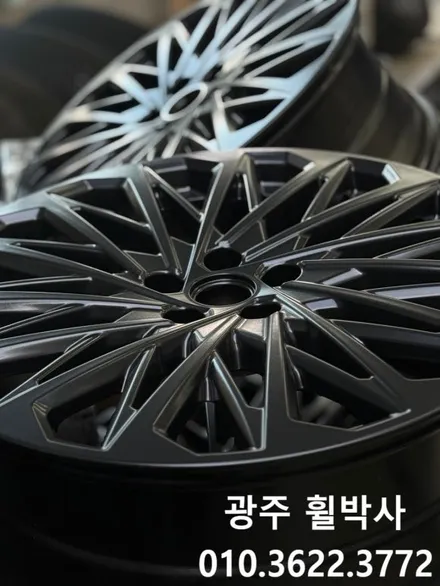 휠박사<(흰차,검정차)광주팰리세이드켈리퍼도색+휠도색>_전남목포펠리세이드캘리퍼도색_광주팰리세이드휠도색_검정휠도색_블랙휠도색_반무광휠도색_우레탄도색_광주,전남목포고객님 / 광주 북구 삼각동