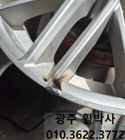 광주전남휠도색[제네시스g70휠도색&브레이크도색으로 새차되자!]광주제네시스휠복원.광주제네시스휠상.광주전남제네시스휠수리.광주제네시스휠도색.제네시스켈리퍼도색 / 광주 북구 삼각동