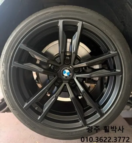 [광주BMW휠도색]<전남광주BMW Z4 긁힌휠, 휠복원과 휠도색으로 업그레이드된 비엠떠블!>_비엠떠블휠상처복원.비엠떠블휠도색.BMW휠복원..BMW휠수리.광주휠도색.전남휠도색 / 광주 북구 삼각동