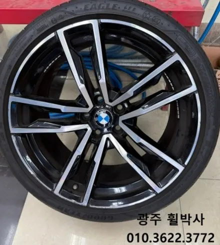 [광주BMW휠도색]<전남광주BMW Z4 긁힌휠, 휠복원과 휠도색으로 업그레이드된 비엠떠블!>_비엠떠블휠상처복원.비엠떠블휠도색.BMW휠복원..BMW휠수리.광주휠도색.전남휠도색 / 광주 북구 삼각동