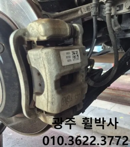 광주전남휠도색[제네시스g70휠도색&브레이크도색으로 새차되자!]광주제네시스휠복원.광주제네시스휠상.광주전남제네시스휠수리.광주제네시스휠도색.제네시스켈리퍼도색 / 광주 북구 삼각동