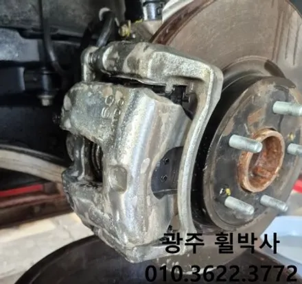 광주전남휠도색[제네시스g70휠도색&브레이크도색으로 새차되자!]광주제네시스휠복원.광주제네시스휠상.광주전남제네시스휠수리.광주제네시스휠도색.제네시스켈리퍼도색 / 광주 북구 삼각동