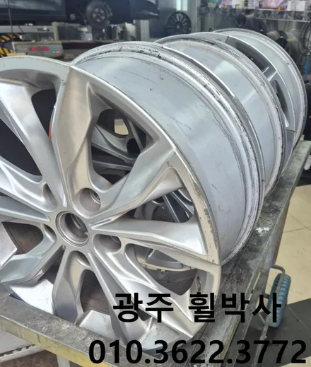휠박사<광주휠도색_광주 쉐보레 말리부휠도색_검정유광휠도색>전남휠도색.광주휠복원.광주휠수리.블랙유광휠도색 / 광주 북구 삼각동
