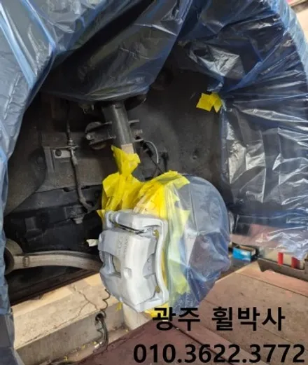 광주전남휠도색[제네시스g70휠도색&브레이크도색으로 새차되자!]광주제네시스휠복원.광주제네시스휠상.광주전남제네시스휠수리.광주제네시스휠도색.제네시스켈리퍼도색 / 광주 북구 삼각동