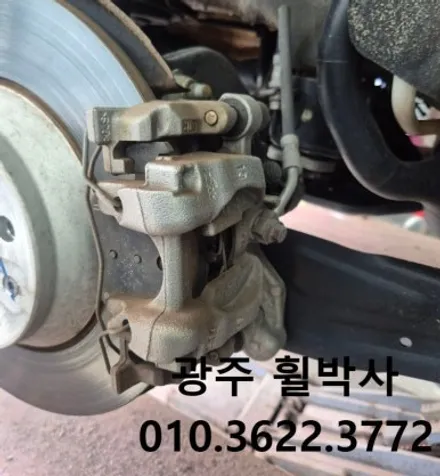 휠박사<광주아우디Q3켈리퍼도색(빨강),아우디휠도색(검정유광휠도색)>_광주켈리퍼도색.광주휠도색.전남휠도색.광주휠복원.광주브레이크도색.광주아우디Q3휠도색.광주아우디Q3켈리퍼도색.전남 / 광주 북구 삼각동