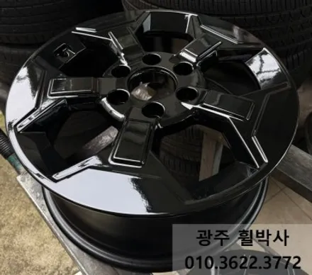 휠박사_광주휠도색.광주캘리퍼도색<광주타스만켈리퍼도색(검정)+휠도색>.광주켈리퍼도색.광주브레이크도색.광주검정유광휠도색.블랙유광휠도색.광주휠수리.광주휠복원.광주타스만캘리퍼도색 / 광주 북구 삼각동