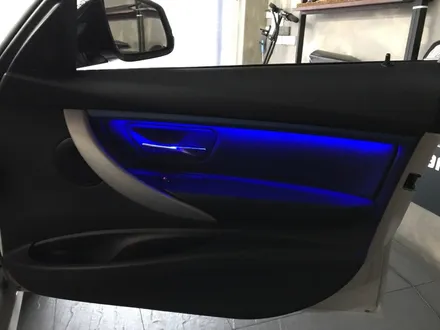 부산엠비언트 bmw3시리즈도어무드등 / 부산 수영구 광안동