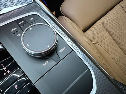 부산BMW엠비언트 G20 3시리즈 센터콘솔사이드인터렉션바 / 부산 수영구 광안동