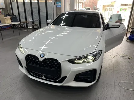 부산루프스킨 BMW신형4시리즈쿠페G22 사이드미러와그릴까지탈바꿈 / 부산 수영구 광안동