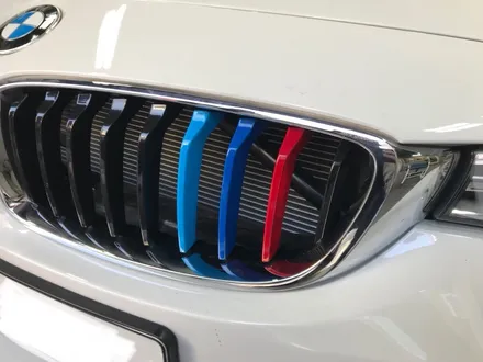 부산BMW4시리즈428i컨버터블꾸미기 그릴삼색랩핑/리얼카본M4사이드미러와스포일러/M퍼포먼스사이드데칼/실내랩핑 / 부산 수영구 광안동