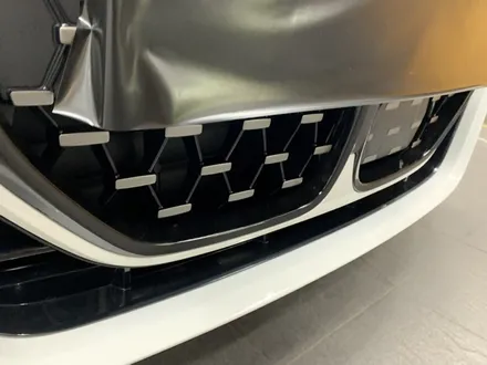 부산루프스킨 BMW신형4시리즈쿠페G22 사이드미러와그릴까지탈바꿈 / 부산 수영구 광안동