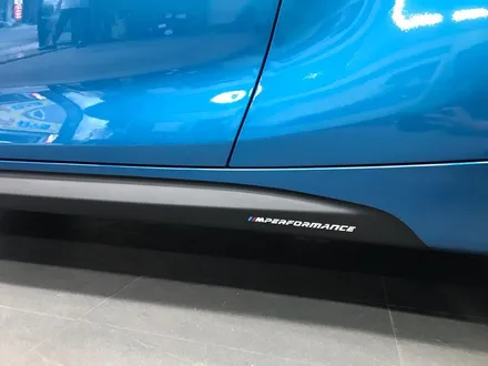 부산BMW의M2사이드미러를리얼카본으로! 풋등엠비언트로무드있게 / 부산 수영구 광안동