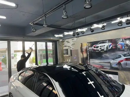 부산5시리즈루프스킨 크롬죽이기와사이드데칼대변신 / 부산 수영구 광안동
