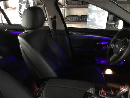 부산BMW5시리즈 가변앰비언트칩교체와4가지컬러구현하기 / 부산 수영구 광안동