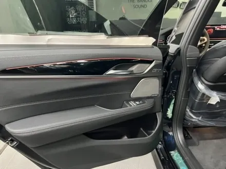 부산BMW6GT튜닝 회오리스피커엠비언트와크리스탈기어봉은필수요소죠 / 부산 수영구 광안동
