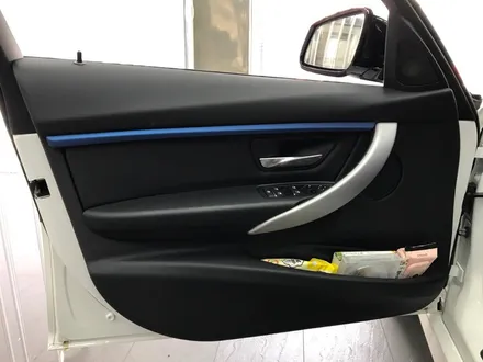 부산엠비언트 bmw3시리즈도어무드등 / 부산 수영구 광안동