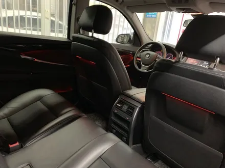 부산앰비언트 BMW5GT실내를5개조명으로꾸며볼까요 / 부산 수영구 광안동
